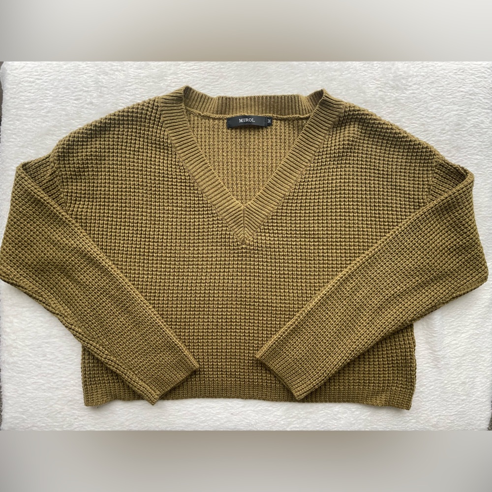 Women's Cropped V-Neck Olive Sweater